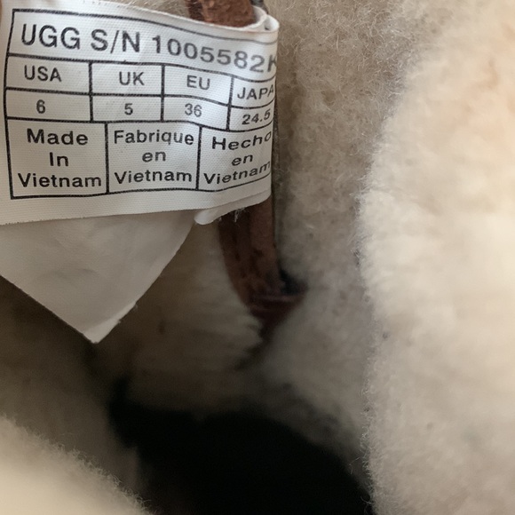 UGG Butte II CWR Boot - Picture 9 of 9